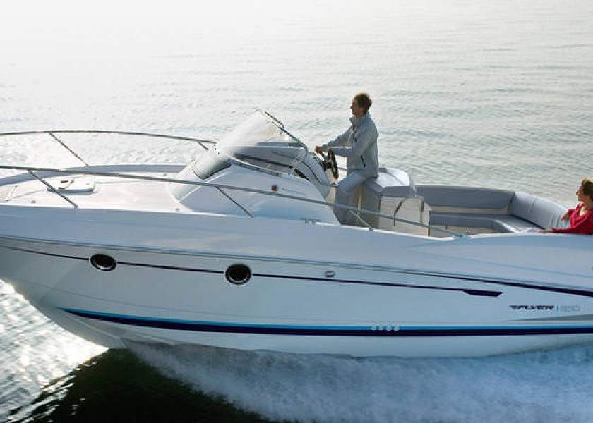 Beneteau Flyer 850 Sun Deck