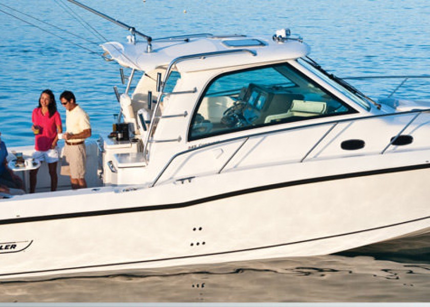 Boston Whaler 345 Conquest