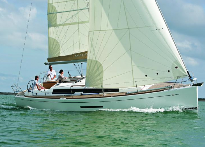 Dufour 380