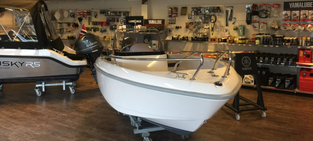 Farsund B&aring;t og Motor AS