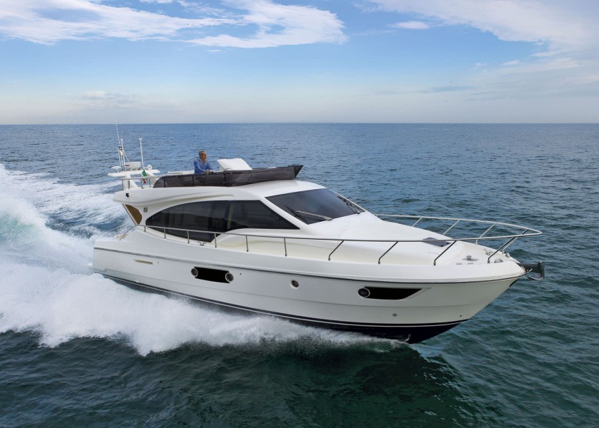 Ferretti 500