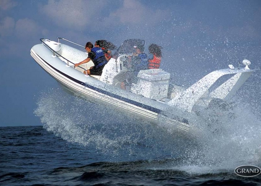 Grand Silver Line S650