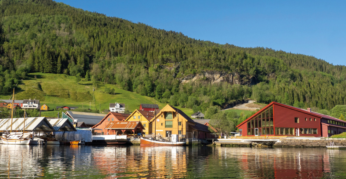 Hardanger fart&oslash;yvernsenter &ndash; opne verkstader og maritime opplevingar