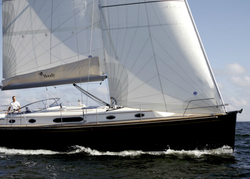 Moody Aft Cockpit 45