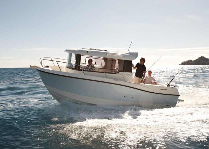 Quicksilver 675 Pilothouse