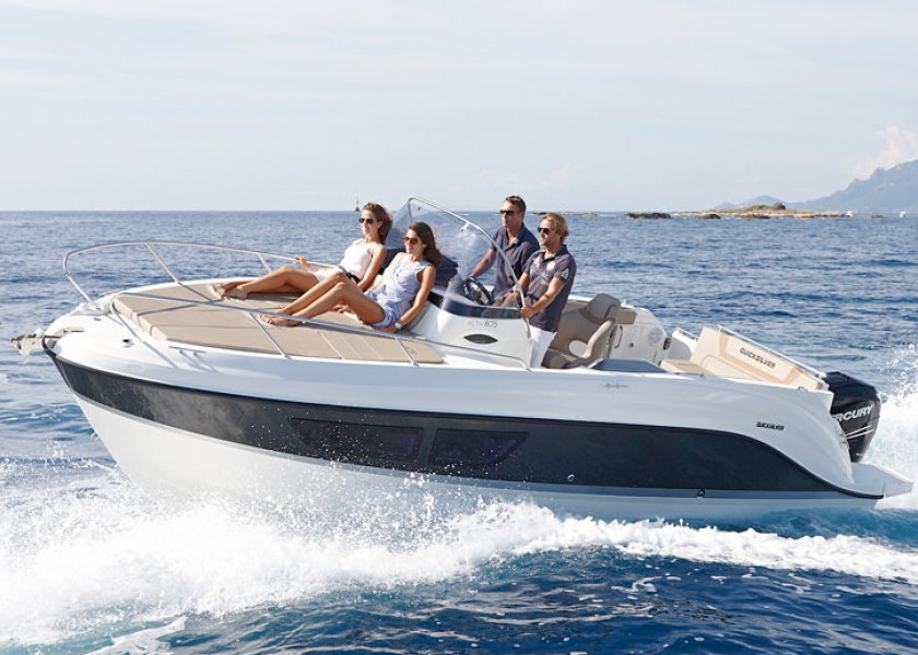 Quicksilver Activ 805 Sundeck