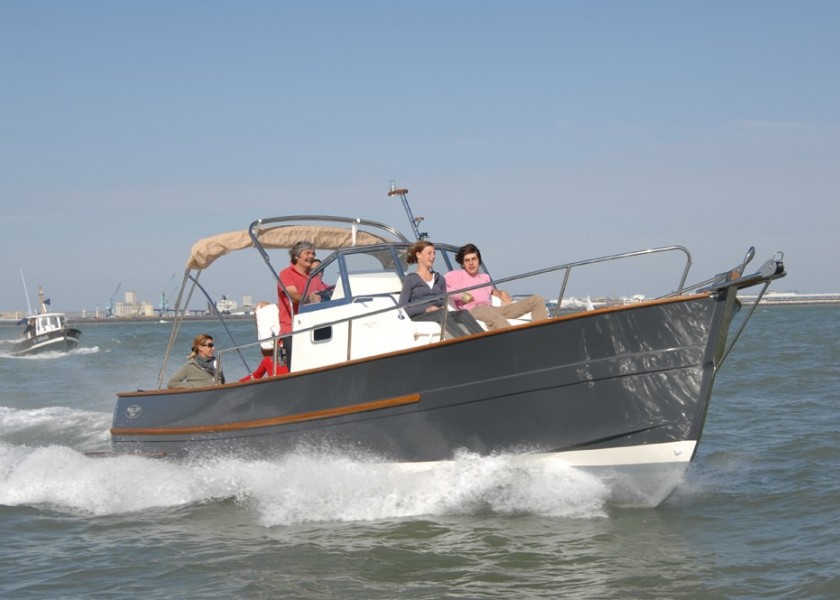 Rhea 750 Open