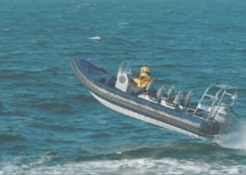 Tornado RIB 6,8m