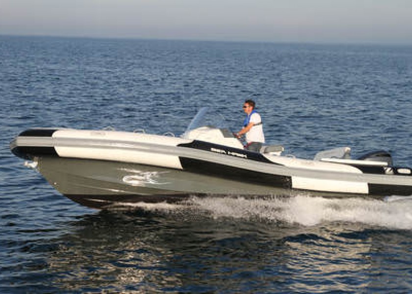 Zodiac Sea Hawk 800